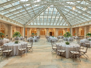 NH Collection Palacio de Burgos