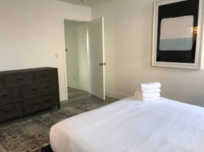Brand NEW Luxury Spacious 3bdr Townhome Close to 3rd St