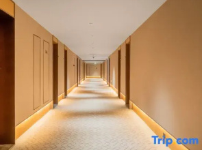 JI Hotel (Altay Fuyun County Yingbin East Road)