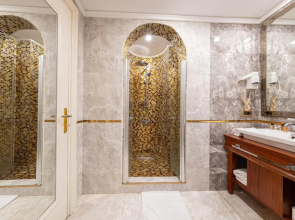 Troya Hotel