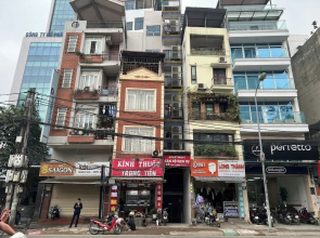 Tay Ho Apartment