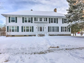 2nd-floor Dillon Apt - Near University & Fishing!