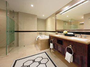 Paramount Gallery Hotel