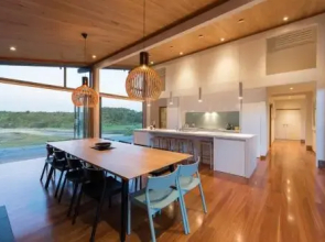 Otaha Beachfront Lodge