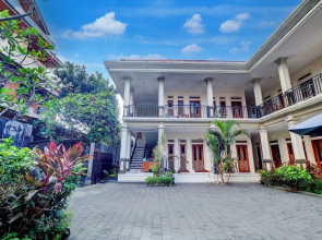 Collection O Budget Door Legian Inn @Poppies Road