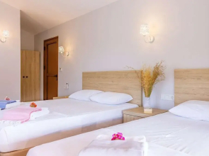 Almond Bungalow Hotel