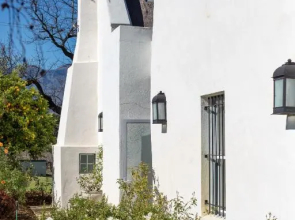 Au d' Hex Manor House