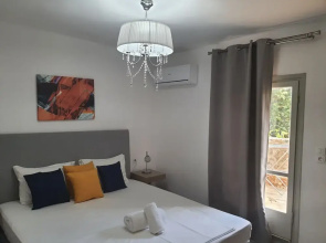 Elounda Ocean View Suites