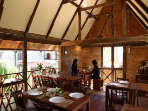 Le Charcoa Hotel