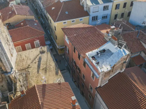 Apartment De Ville 2020.
