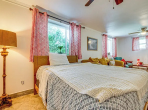 1 Mi to Train: ATL Area Apt w/ Patio & Shared Yard