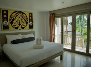 Ampha Place Hotel