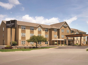 Country Inn & Suites by Radisson, Moline Airport, IL