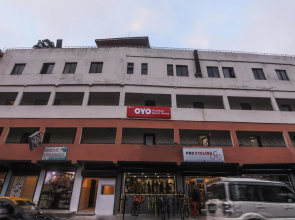OYO 17411 Guardian Guest House