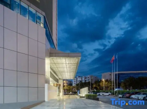 Prince Hotel ( Railway Station&Wanda Plaza)