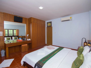 Mountain Resort Koh Lipe