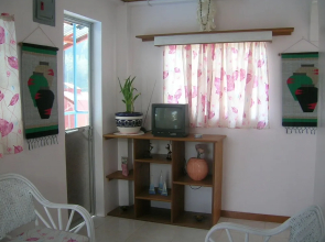 2 BR Unit 6 Jefrell Apartments