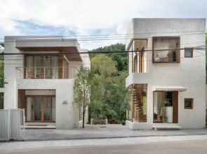 Taryn Tara Cafe And Stay