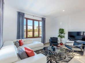 Amazing view to golf courses 14 pax