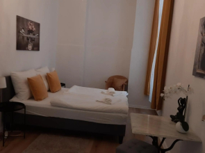 Family Apartment for 6 guests, Mitte Moabit
