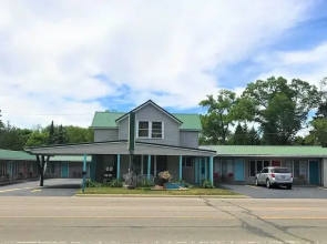 The Monarch Motel