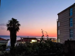 Apartments Rales