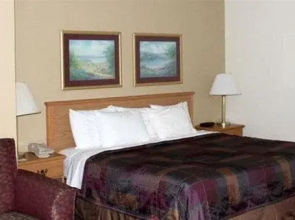 AmericInn by Wyndham Winona