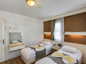 Sherwood Premio Hotel