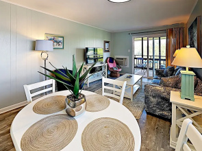 Mariners Cove #320