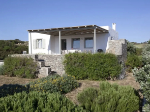 Dream Villa near Kid's Beach by VillaRentalsgr