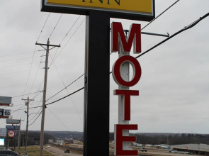 Regency Inn
