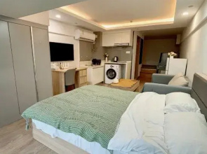 Jiasheng Apartment Hotel (East Second Ring Road Taihe Branch)