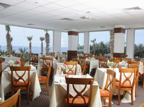 Ascos Coral Beach Hotel
