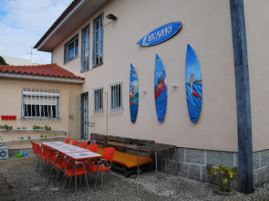 Carcavelos Surf Hostel
