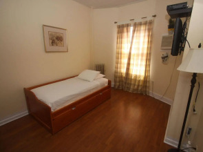 Midwood Suites Brooklyn