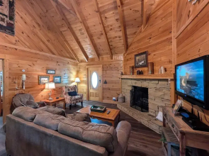 Er75 - Palmetto Place - Great Location! Close To All The Action! 2 Bedroom Cabin by RedAwning