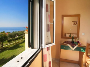 Eleftheria Apartments