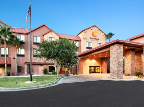 Comfort Suites Goodyear - West Phoenix