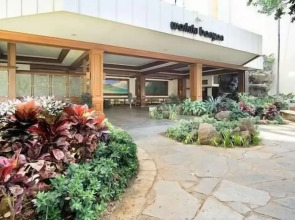 Deluxe Panoramic Mountain View Condo - 37th Floor, Free parking & Wifi by Koko Resort Vacation Rentals