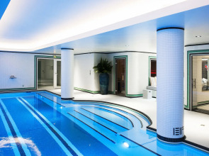 Hôtel Eiffel Blomet