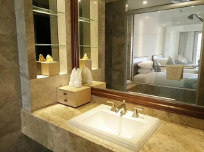 Бутик-отель Sanya Baohong Shang Haihuating