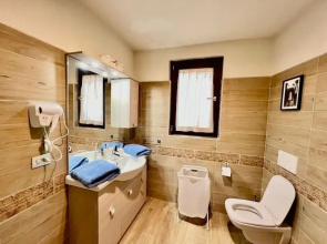 [Two bedroom] al casello n. 2