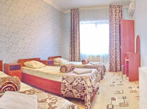 Lazurnaya Plus Hotel