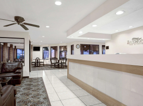 Baymont Inn & Suites by Wyndham San Marcos Outlet Malls
