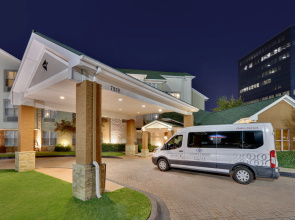 Candlewood Suites Market Center by IHG