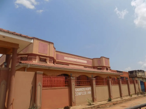 Kaanos Hope Complex Inn
