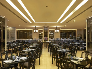 Mandarin Hotel Managed by Centre Point