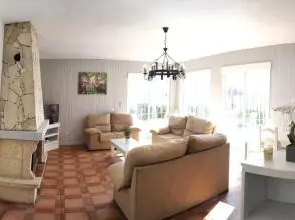 Villa yasleni