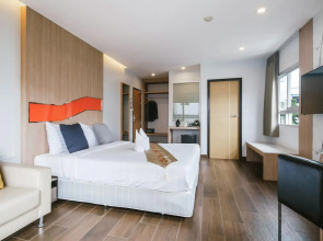 Season Place Hotel