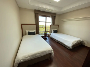 Hongyang Pension